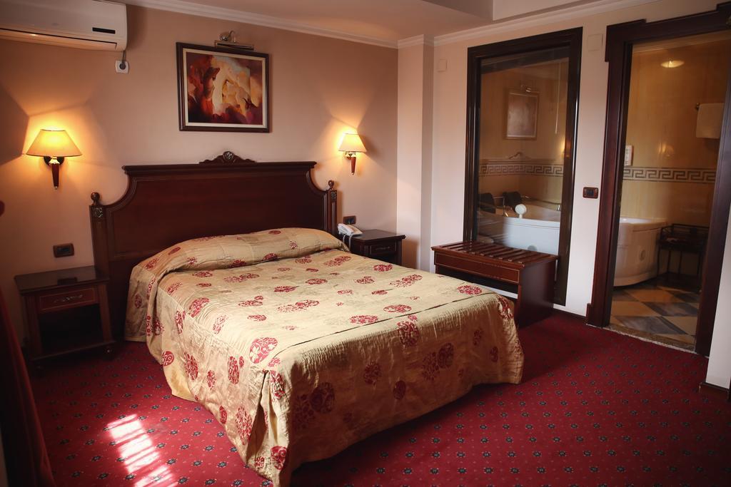 Hotel Millenium Bitola Zewnętrze zdjęcie