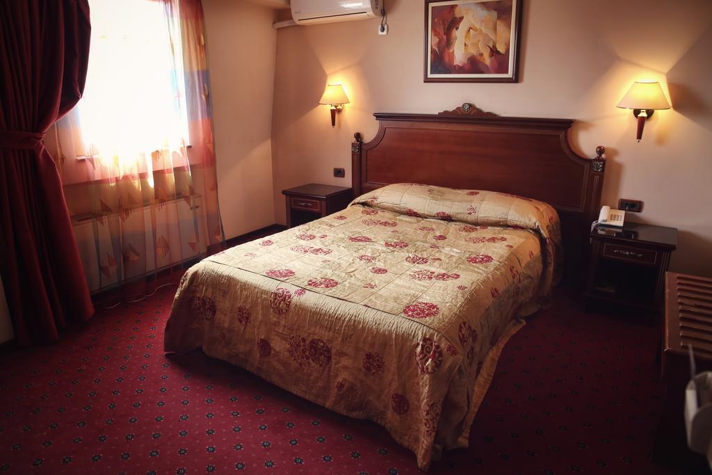 Hotel Millenium Bitola Zewnętrze zdjęcie
